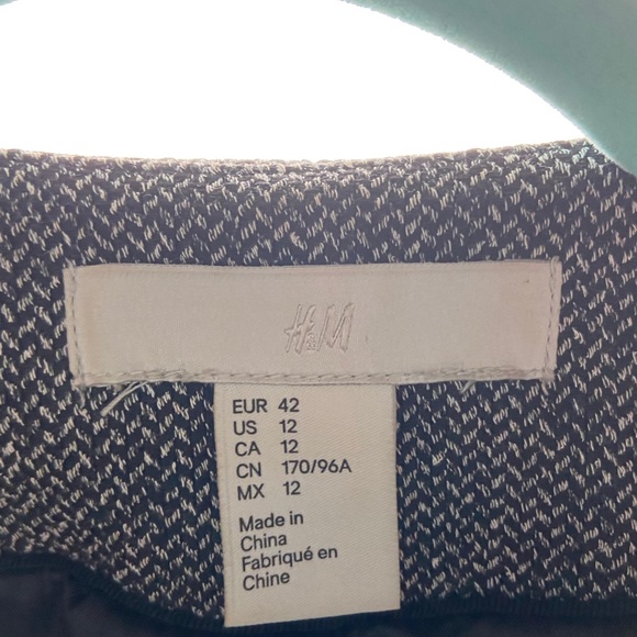 Jacket - Picture 5 of 6